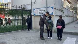 Bak, ne hale geldik!