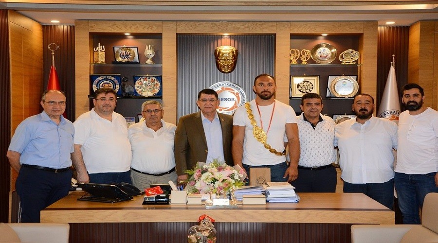 Ba�pehlivan Ali G�rb�z AESOB�da 