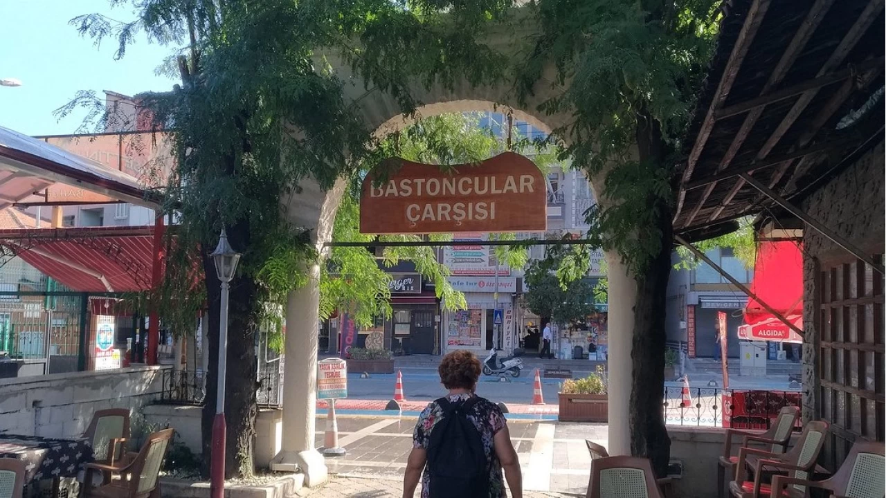 Bastoncular �ar��s�: El Sanatlar�n�n kalbinde bir yolculuk