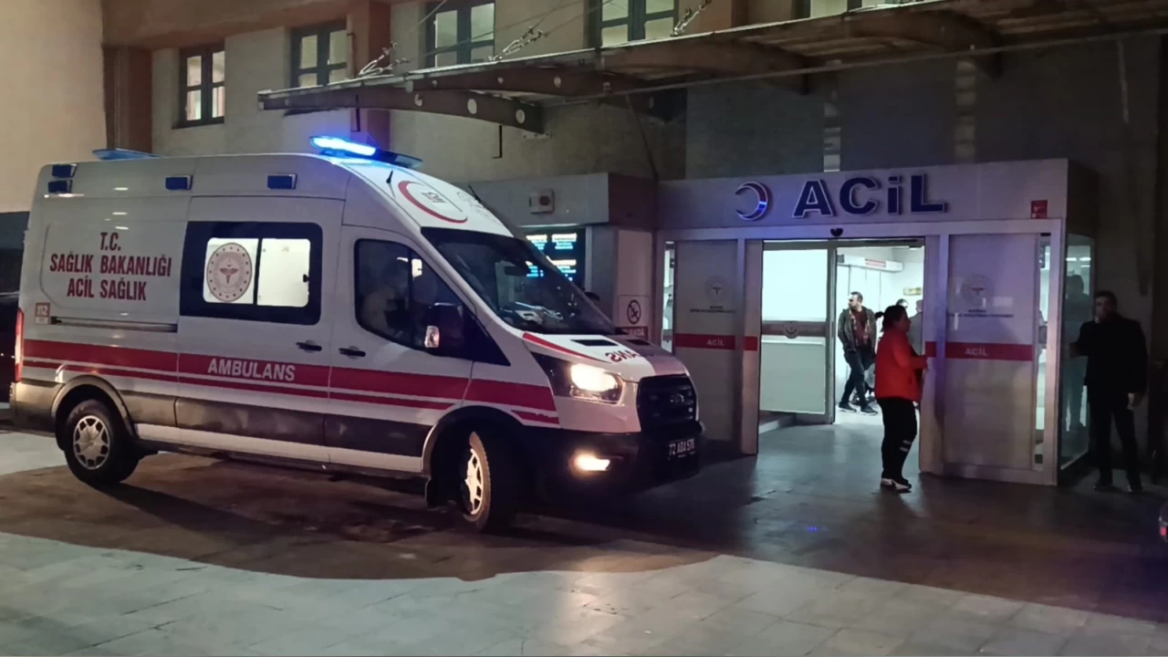 Batman'da b��akl� kavga: 1 ki�i a��r yaraland�