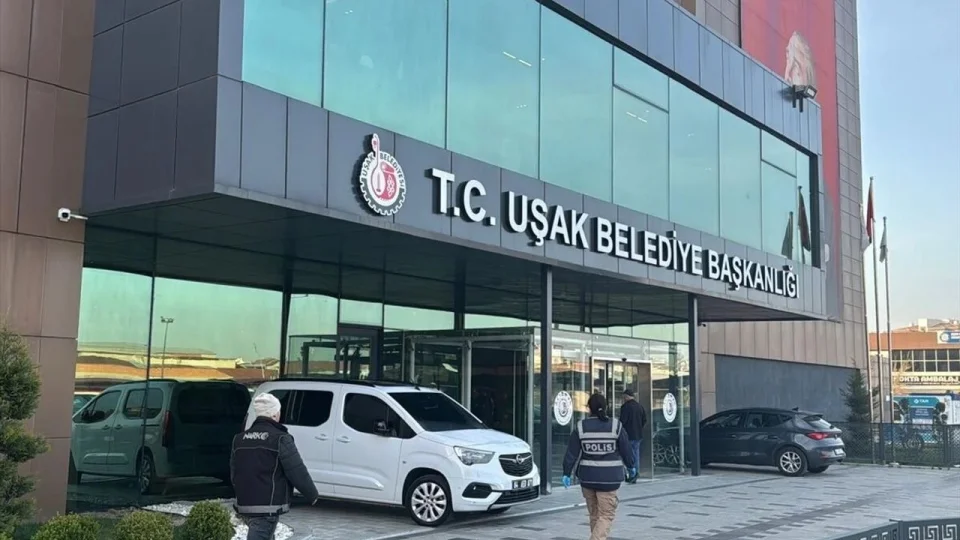 Belediye Başkanı tutuklanmıştı 4 kişi daha adliyeye sevk edildi
