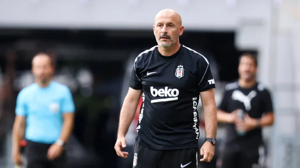 Beşiktaş'ın santrforu belli oldu