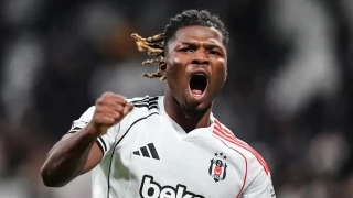 Be�ikta�'ta El-Bilal Toure plan�