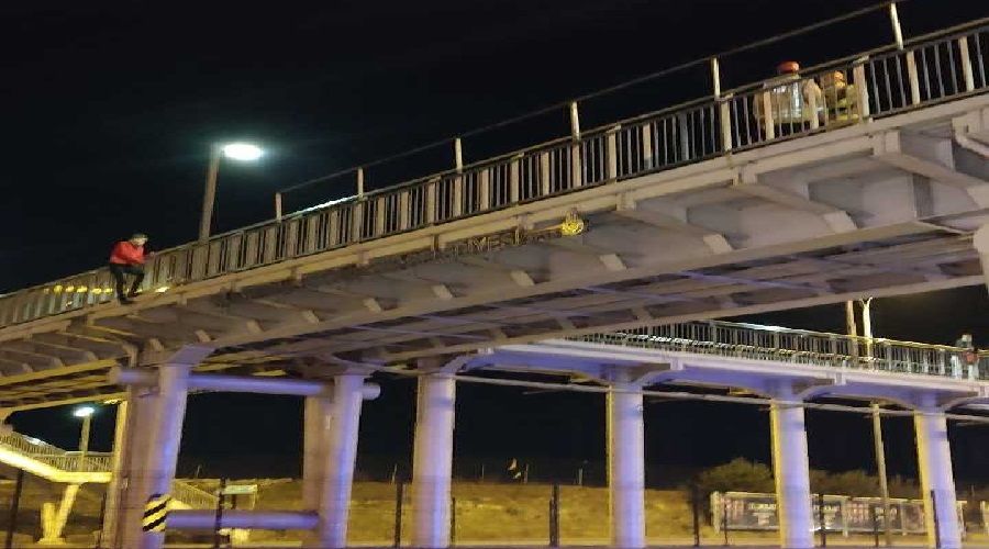 Bir gen� daha hayat�na k�ymaya kalkt�