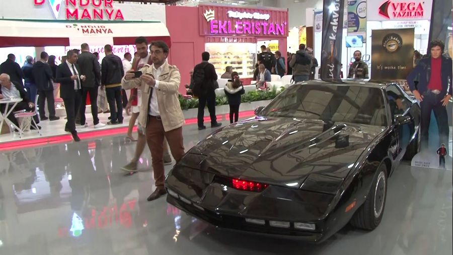 Bir neslin hayranlıkla izlediği "Kara Şimşek" İstanbul'da