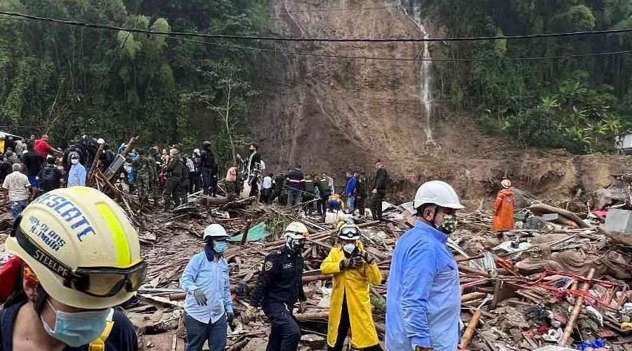 Bogota'da toprak kayması sonucu ölenlerin sayısı artıyor