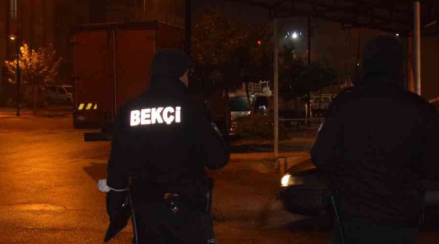 Bo�anma a�amas�ndaki e�ini defalarca b��aklayarak �ld�rd�
