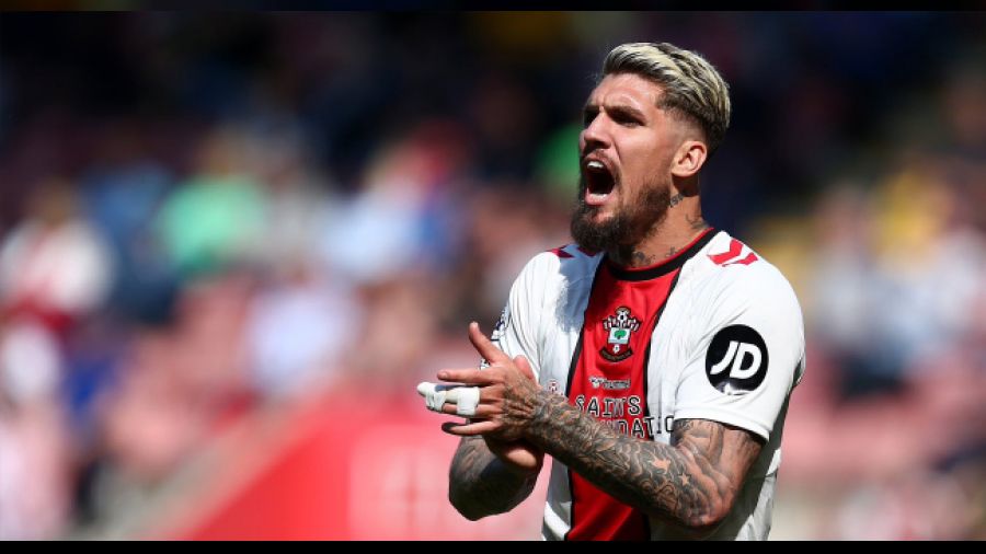 Brezilyal� savunmac� Kartal i�in geliyor