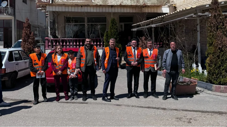 BTP'den Sivas Gemerek�te esnaf ziyareti ve geni�letilmi� il divan�