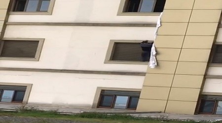 Bu şekilde hastaneden kaçacağını zannetti