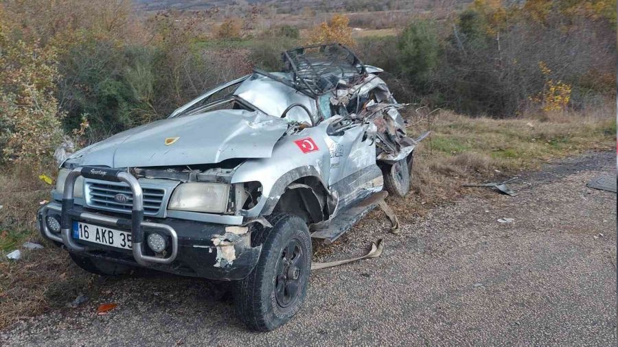 Bursa'da feci kaza: 1 ölü, 2 yaralı