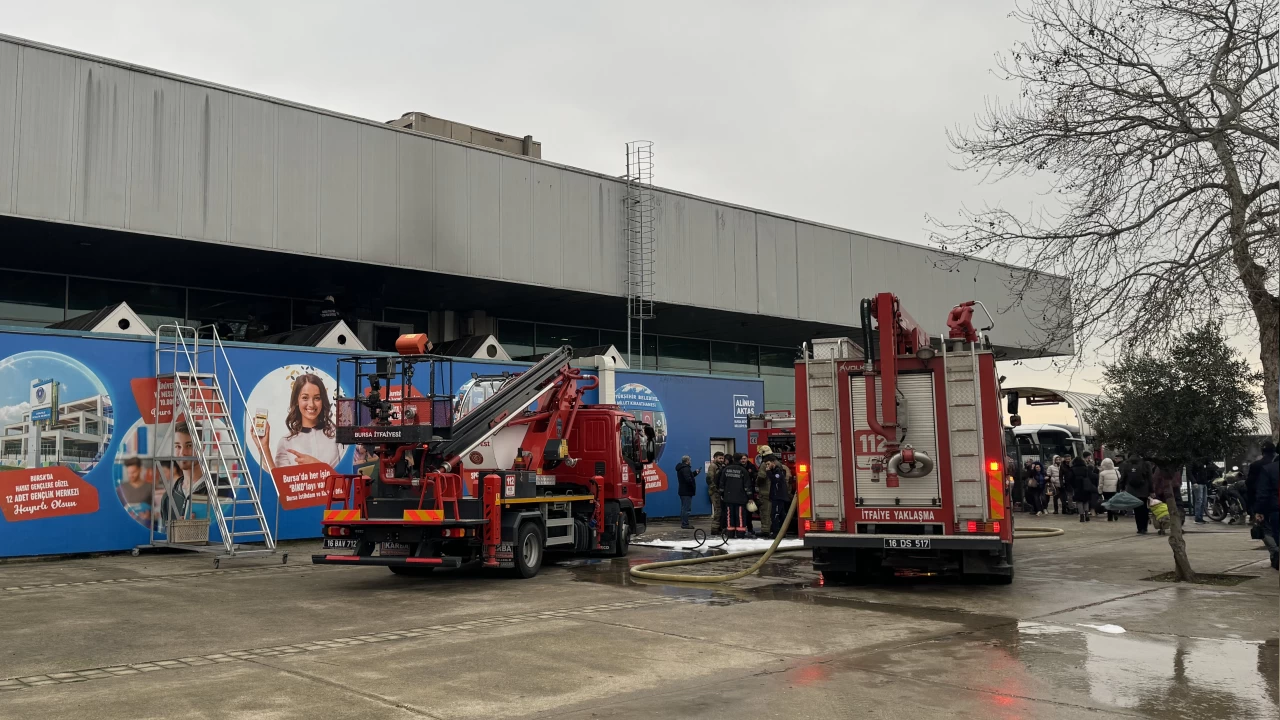 Bursa'da şehirlerarası otobüs terminalinde yangın