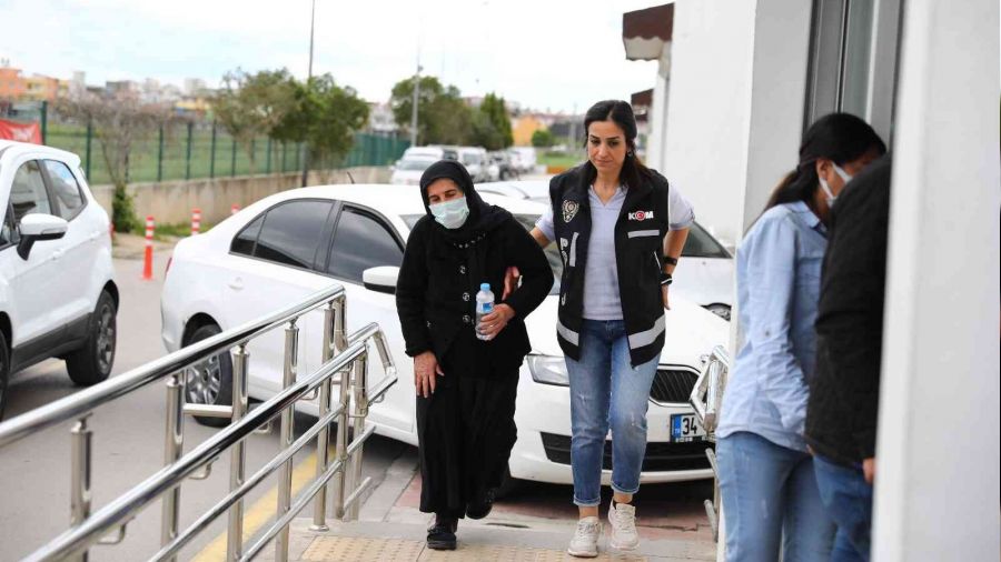 'Çakarlar' çetesini 73 yaşındaki babaanne yönetiyormuş