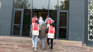 anakkale'de kuyumcuyu soymaya kalkan 2 pheli tutukland