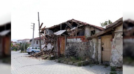 Çankırı'daki depremler hasara yol açtı