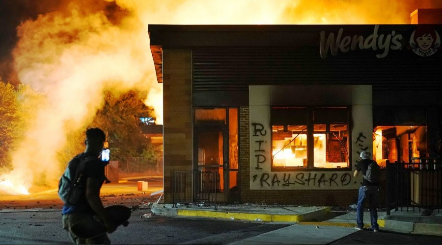 �at��malar �� g�nd�r s�r�yor    