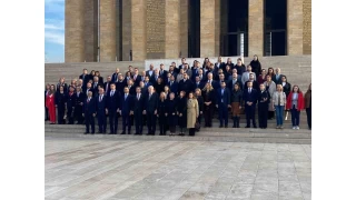 CHP'den 39. Olaan Kurultay ncesi Antkabir'e ziyaret