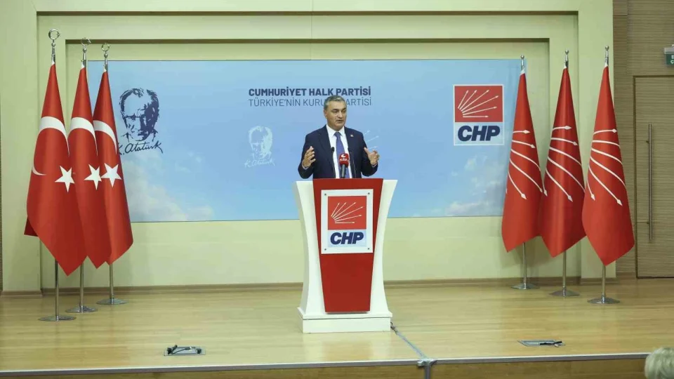 CHP'li başkanlar ya transfer ediliyor ya da ihraç
