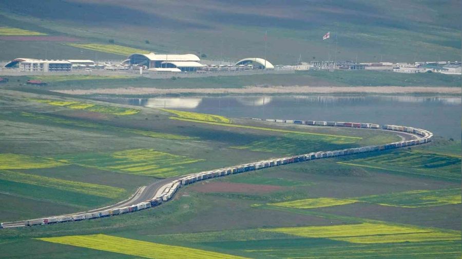 Çıldır-Aktaş Gümrük Kapısı'nda yeni rekora ulaşıldı