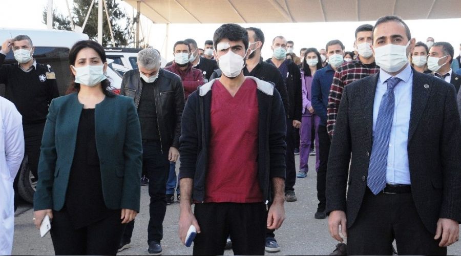 Cizre'de hemşire hasta yakınları tarafından darp edildi
