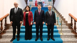 DEM Parti �mral� Heyeti, Adalet Bakan� ile g�r��t�