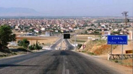 Denizli Çivril'de icradan satılık tarla