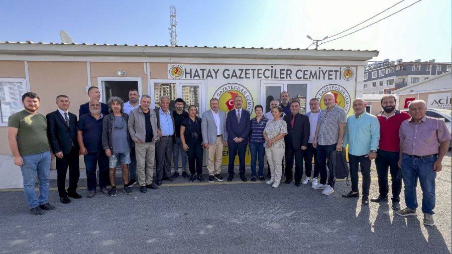 'Deprem bölgesindeki basınımızı yalnız bırakmayacağız'