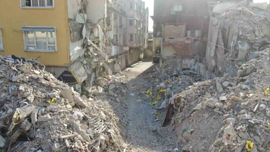 Depremde 'eski Antakya evleri' yerle bir oldu