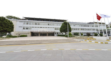 DEÜ en iyiler listesinde zirveye göz kırpıyor