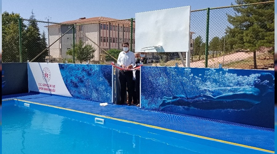 Dicle'de portatif yüzme havuzu