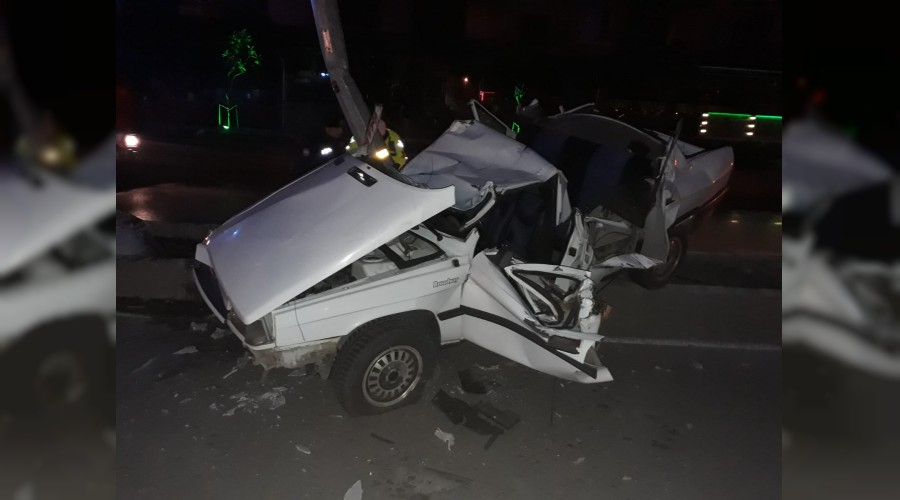 Dire�e �arpan ara�ta 2 ki�i �ld�