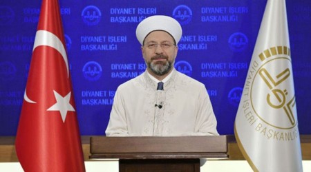 Diyanet leri Bakan Erba'tan "teravih namaz" aklamas