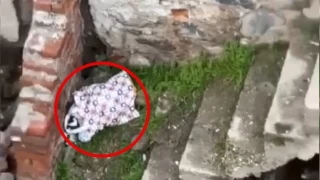 Diyarbakır'da metruk eve terk edilmiş bir bebek bulundu