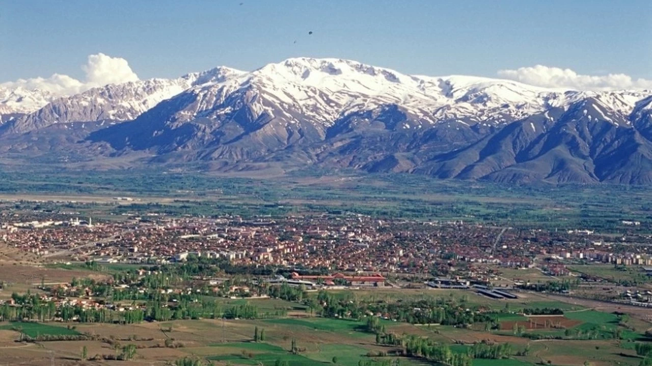 Doğu Anadolu'nun kadim şehirlerinden Erzincan