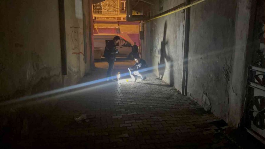 Do�urdu�u bebe�ini po�ete koyup terk etti