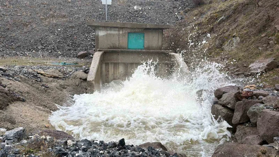 Eber G�l�ne bir can suyu daha akmaya ba�lad�