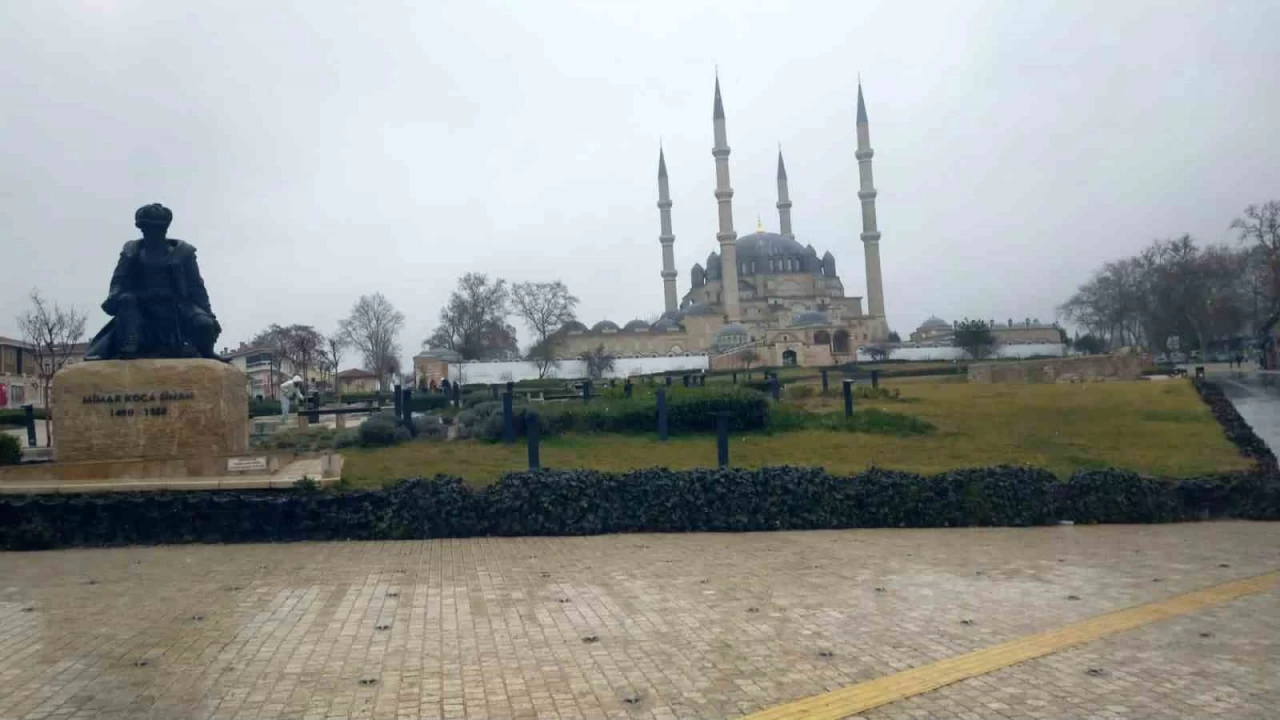 Edirne'de kar yağışı başladı