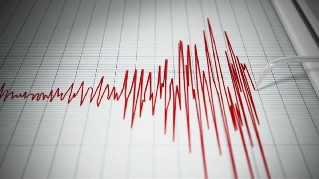 Ege Denizi'nde 4.2 büyüklüğünde deprem