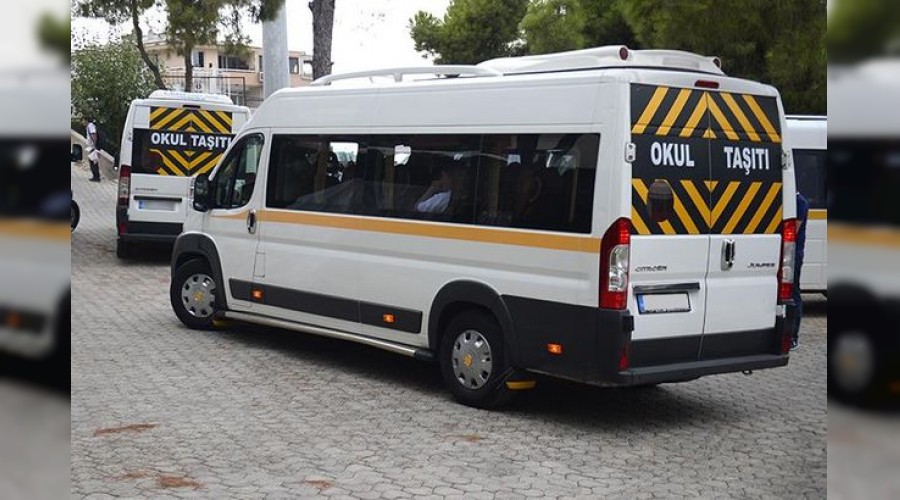 Ehliyetsiz servis sürücüsüne ceza