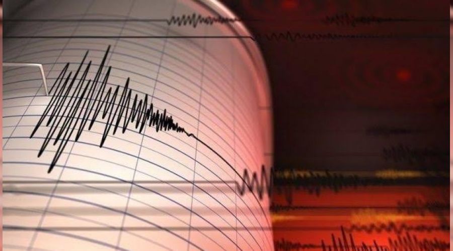 Endonezya'da 5,9 büyüklüğünde deprem