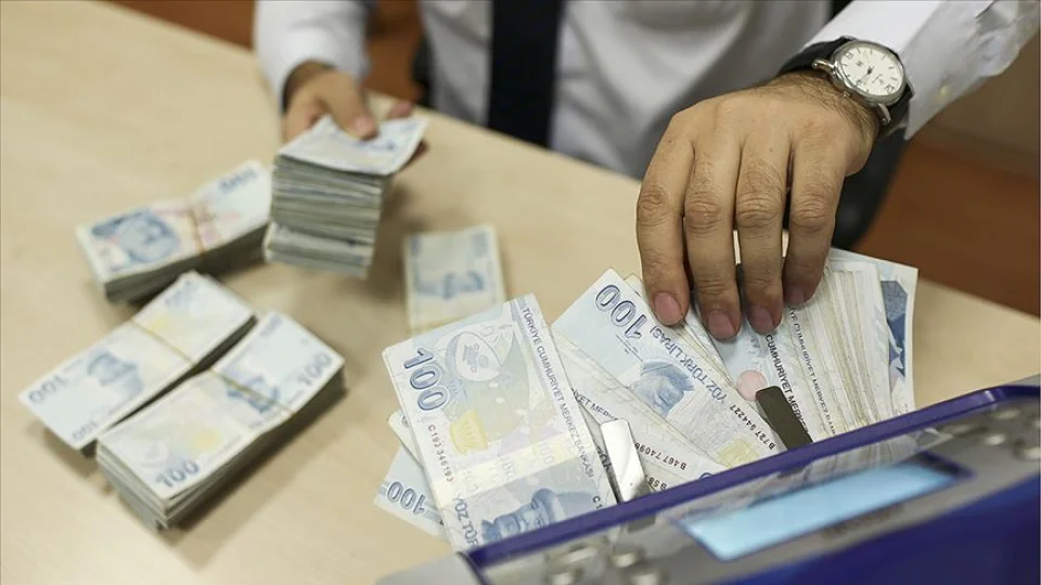  Enflasyon Ara�t�rma Grubu (ENAG) ile T�rkiye �statistik Kurumu (T��K), temmuz ay�na ili�kin enflasyon verilerini yay�mlad�. �ki kurumun a��klad��� rakamlar aras�ndaki fark dikkat �ekti