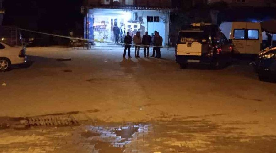 Eski dünürlerinin otomobiline kurşun yağdırdı