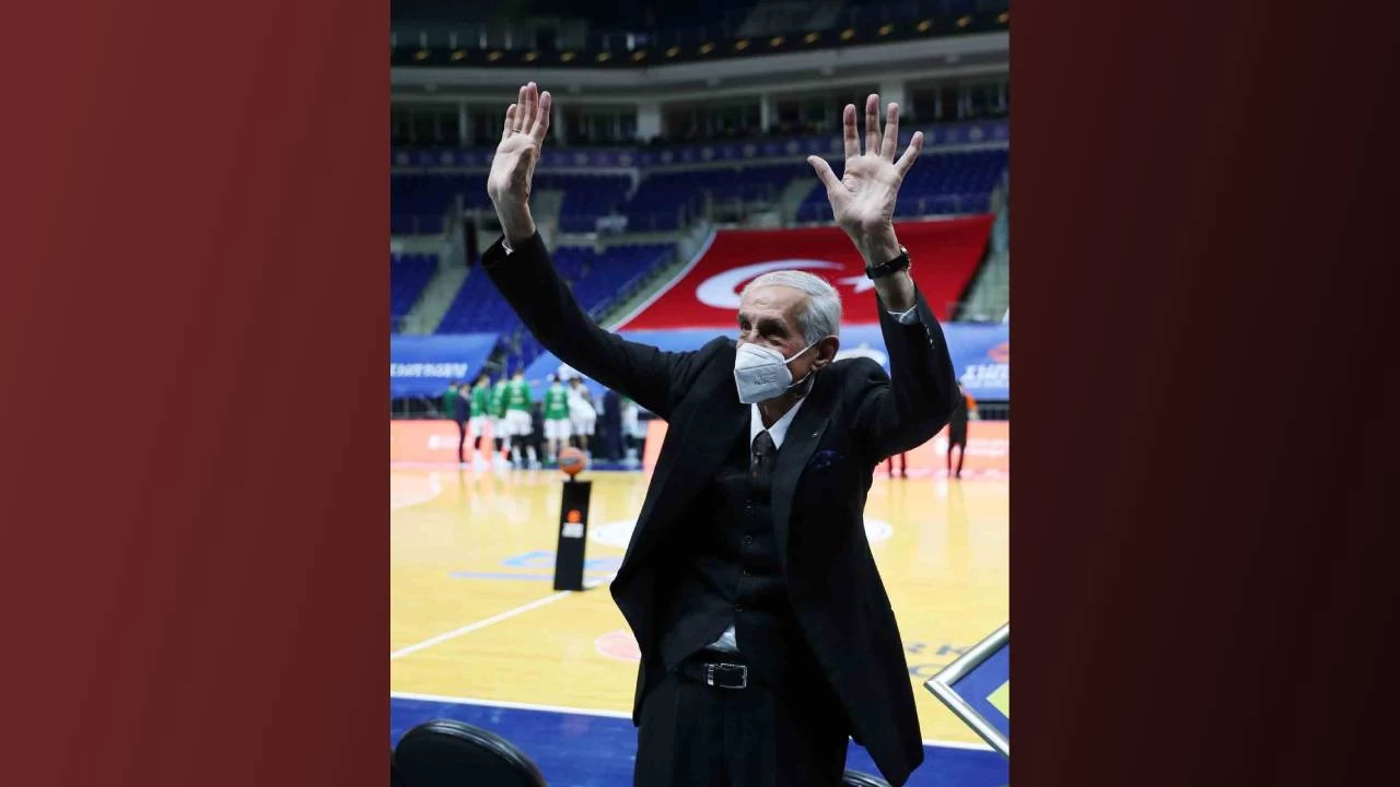 Eski milli basketbolcu Hüseyin Kozluca hayatını kaybetti