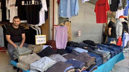 Esnaf beklediği bayram alışverişi yoğunluğunu henüz bulamadı