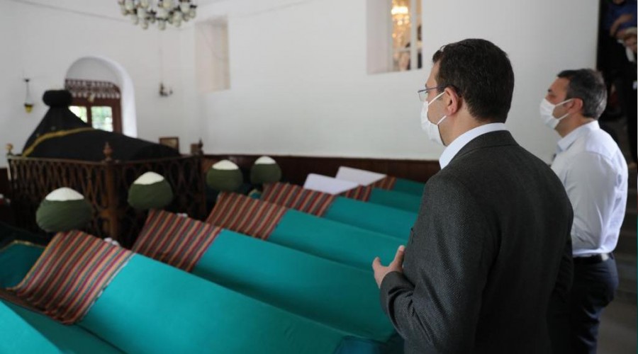 Eyüp Sultan'da dua vakti