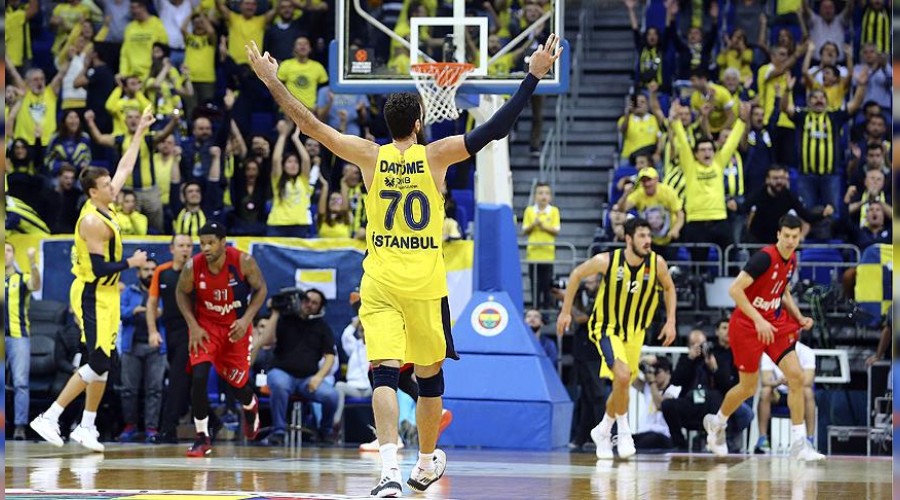 Fenerbahçe, Barça ile oynayacak