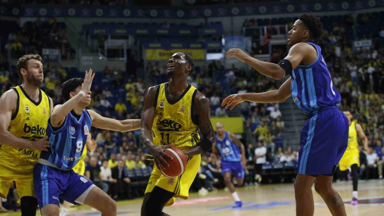 Fenerbahe, Basketbol Sper Ligi'nde yar finale ykseldi