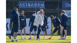 Fenerbahçe Can Bartu Tesisleri'nde çalıştı