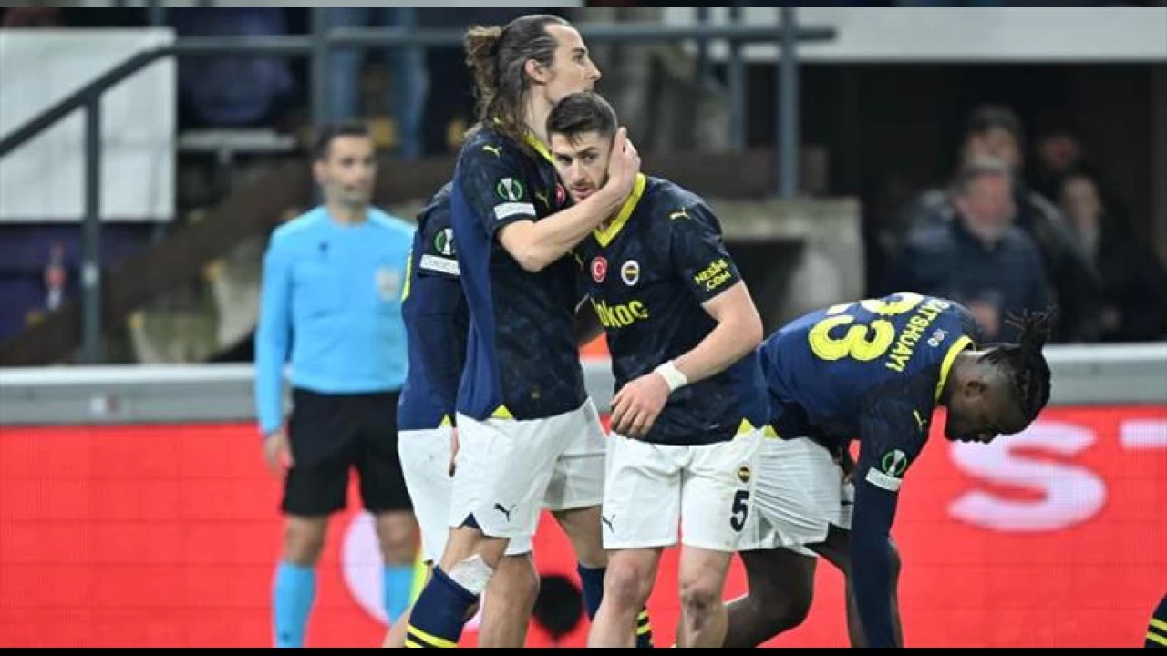 Fenerbahçe tur biletini cebine koydu