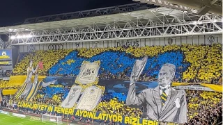 Fenerbah�e'nin kafas� kar���k! Tedesco ba�ka, camia ba�ka yerde